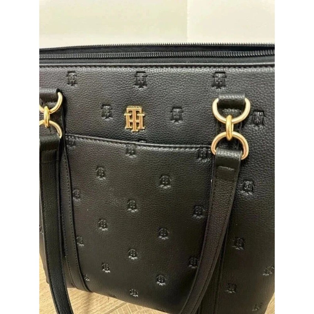 Tommy Hilfiger Debossed Serif Critter Tote Bag